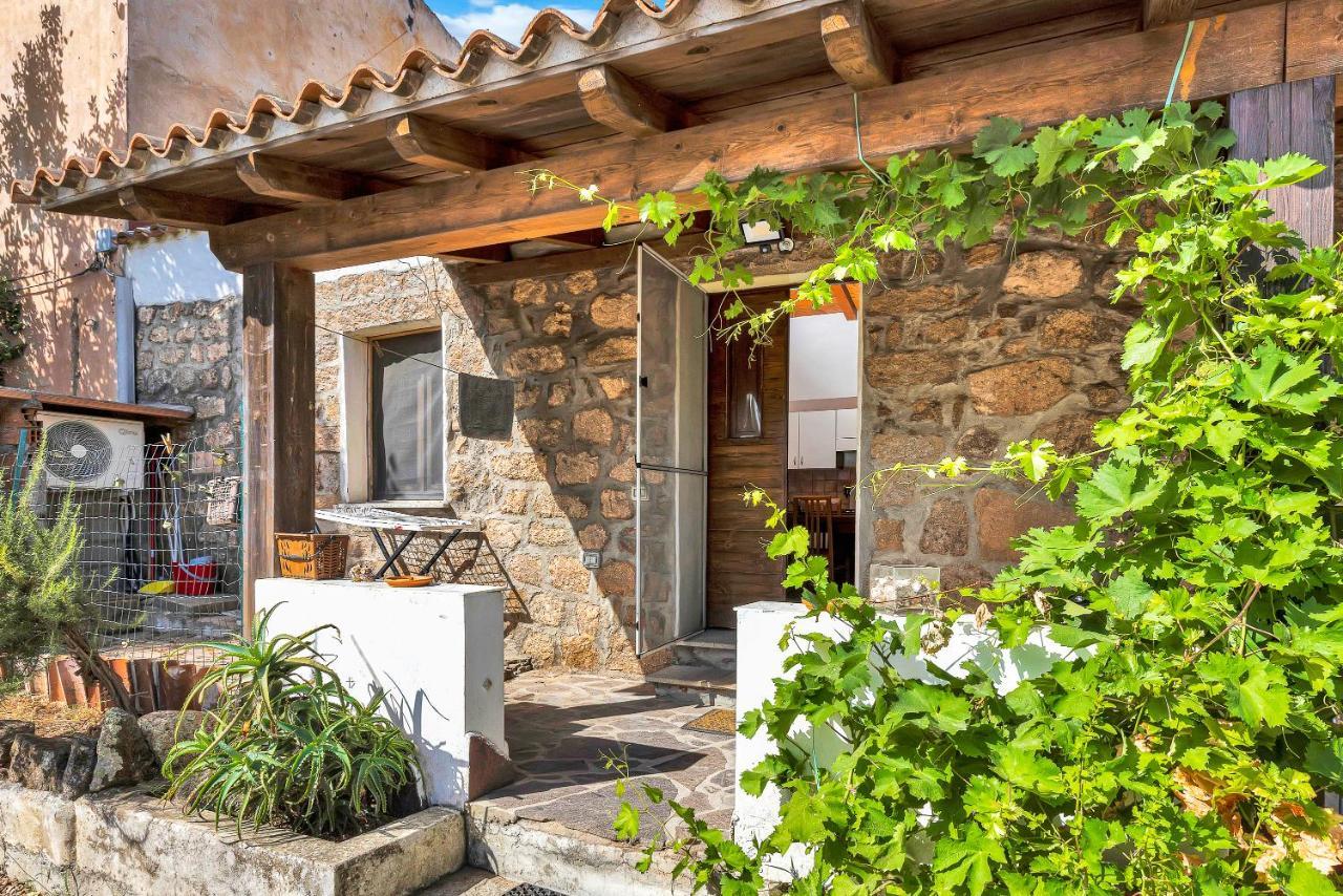 Casettina Loiri Porto San Paolo 外观 照片