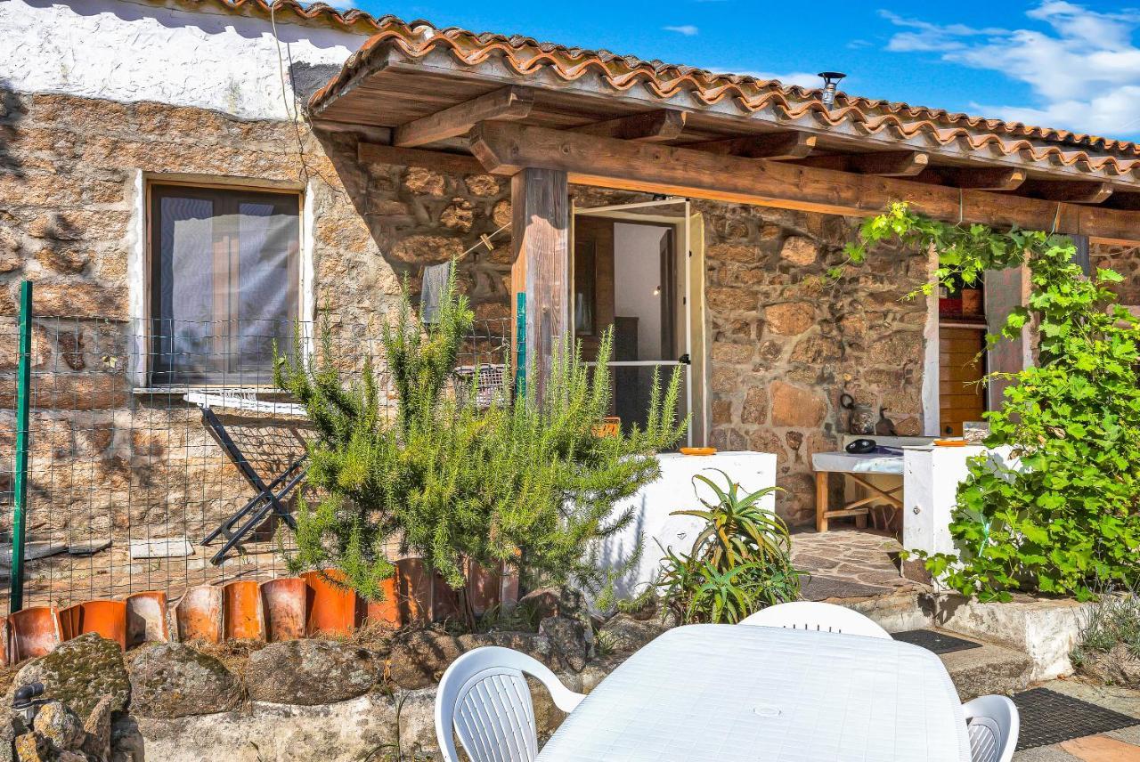 Casettina Loiri Porto San Paolo 外观 照片