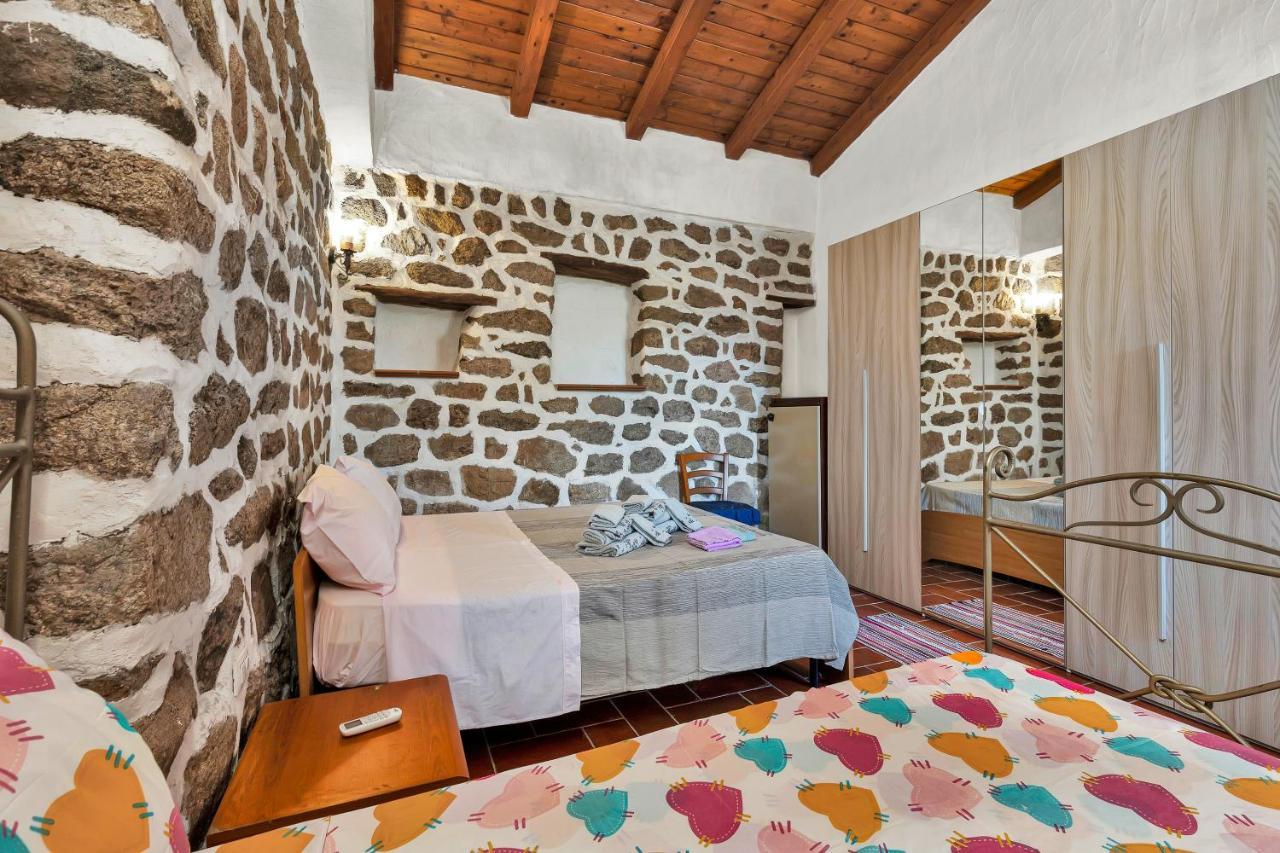 Casettina Loiri Porto San Paolo 外观 照片