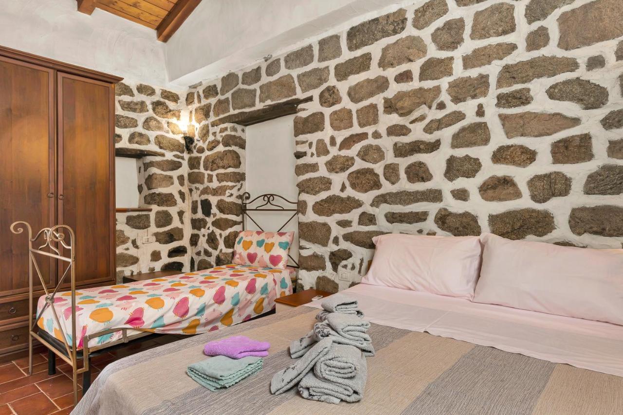 Casettina Loiri Porto San Paolo 外观 照片
